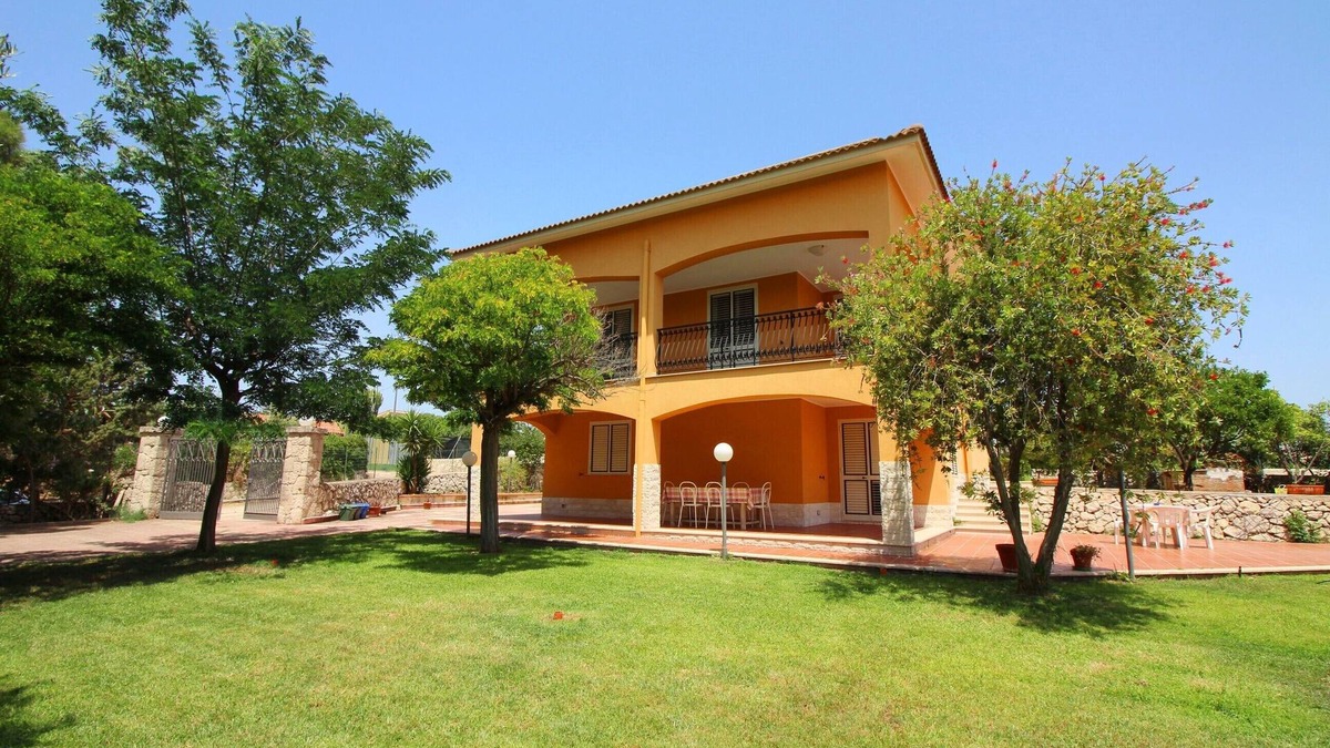Solarino Villa | PRIVAT SWIMMING POOL AND PANORAMIC VIEW
