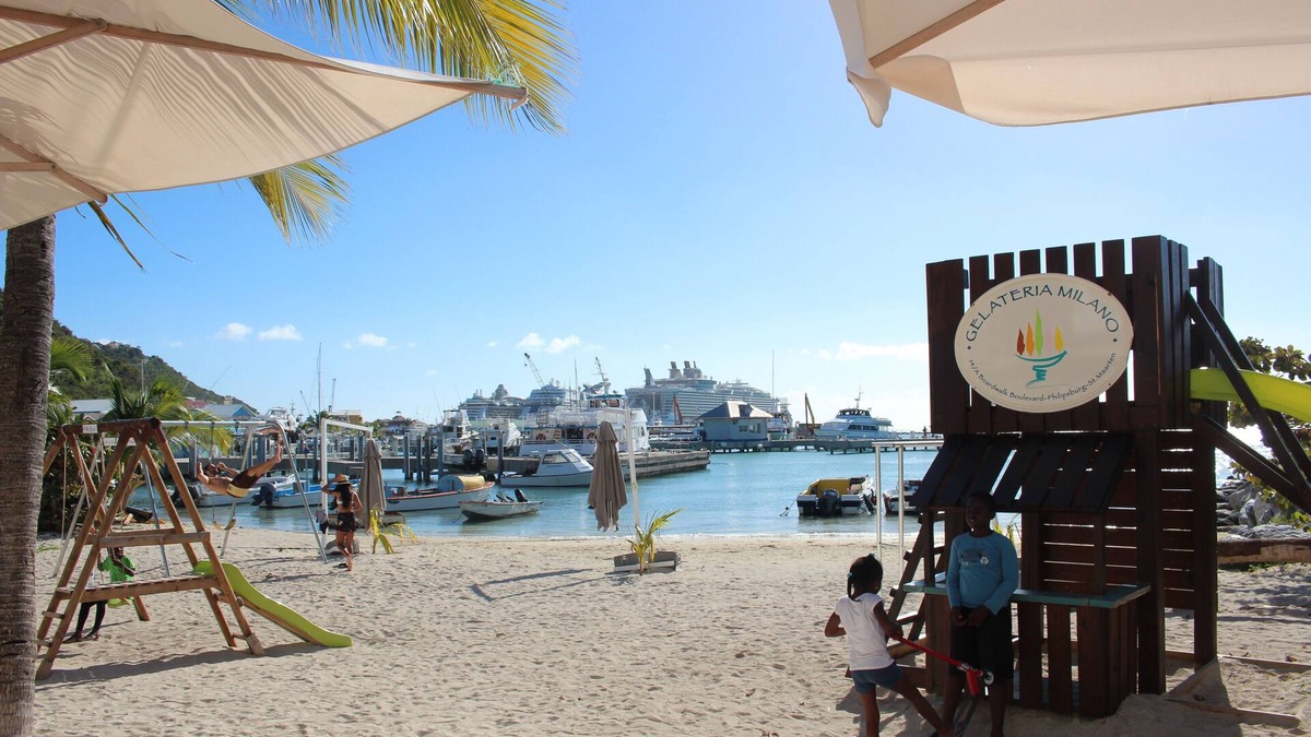 Vineyard Apartment | PRIVATE 1 Bedroom 2 Bathroom in the HEART of ST. MAARTEN 🌴