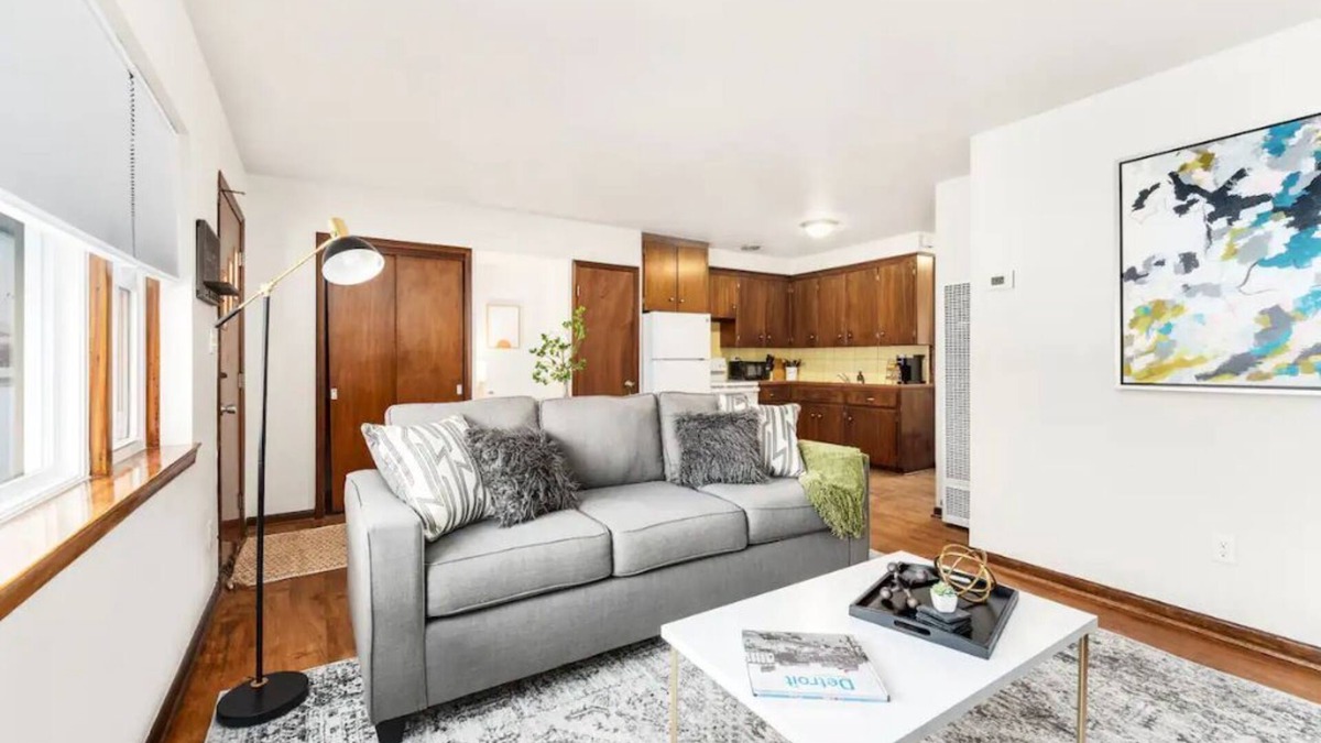 Riverview Apartment | Private 1 bedroom apartment in Riverview