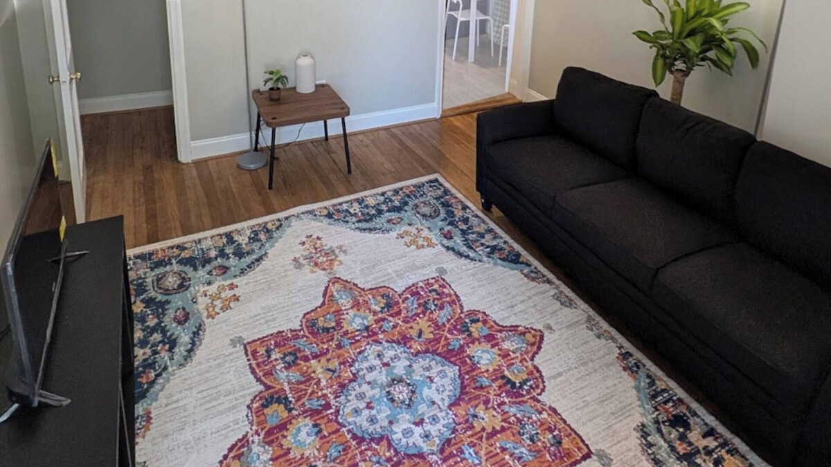 Kingman Park Apartment | Private 1 BR/1BA in Heart of DC