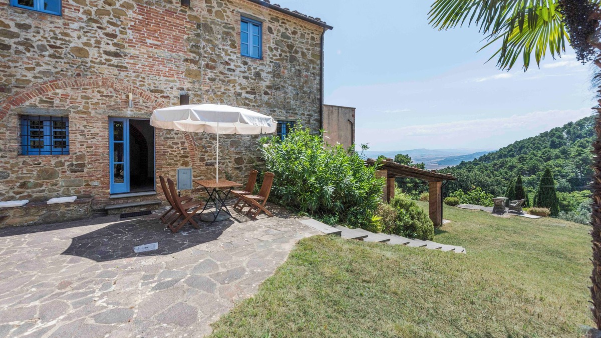 Chianni Villa | Private 17th Century Country Villa Podere Croci