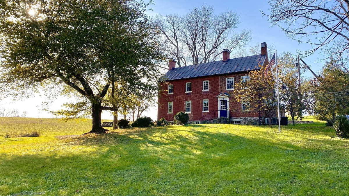 Hamilton Other | Private 18th Century Farmhouse in Virginia Wine Country with Hot Tub