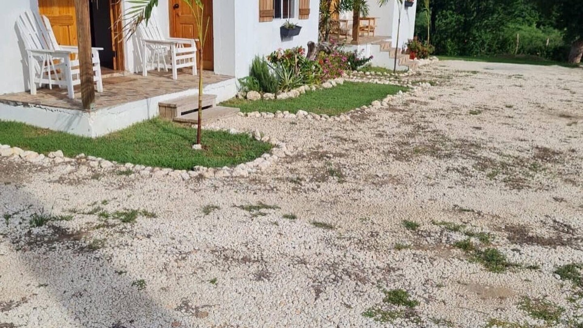 Treasure Beach Villa | Private 2 bedroom Casitas with pool. Azteca villas