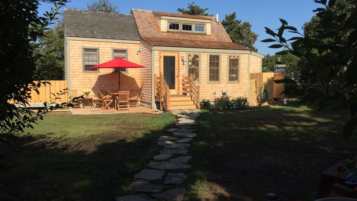 Surfside Cottage | Private 2 bedroom cottage close to South Shore beaches