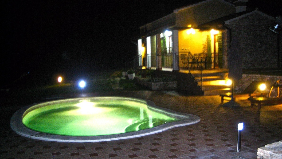 Rasa Villa | Private 2 bedroom Villa in Istria with swimming pool,away from it all'