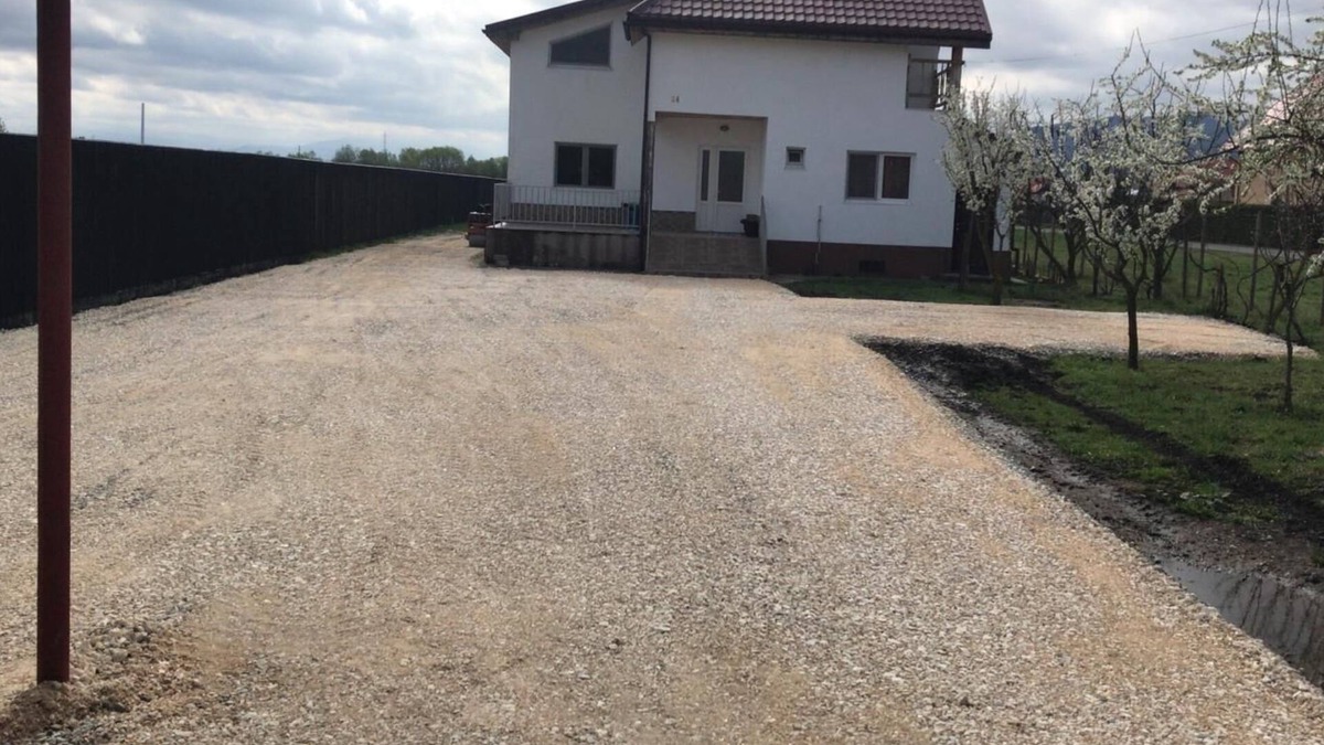 Brasov House | Private 4 Bedroom Villa with Mountain View