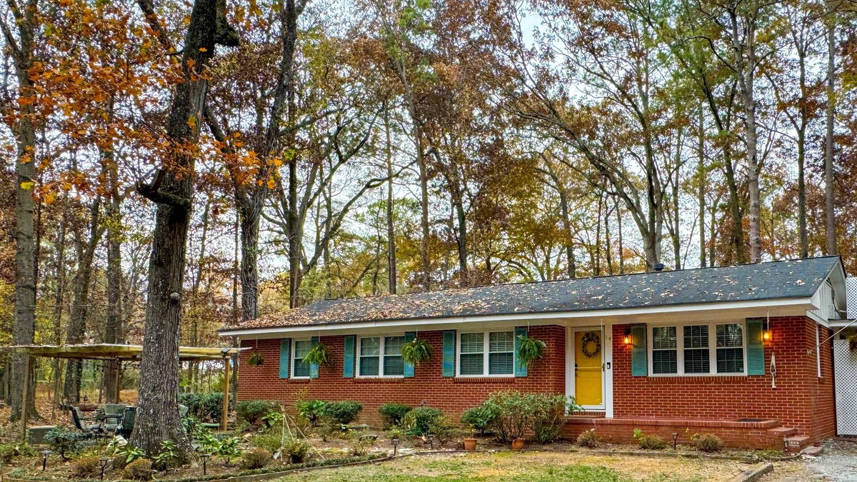 Mount Berry House | Private 4BR Oasis in the City, near Tennis Center