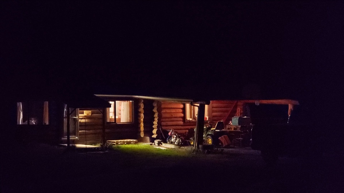 Regional District of Fraser-Fort George House | Private 5 Acre Campsite Setting with Rustic Log Cabin