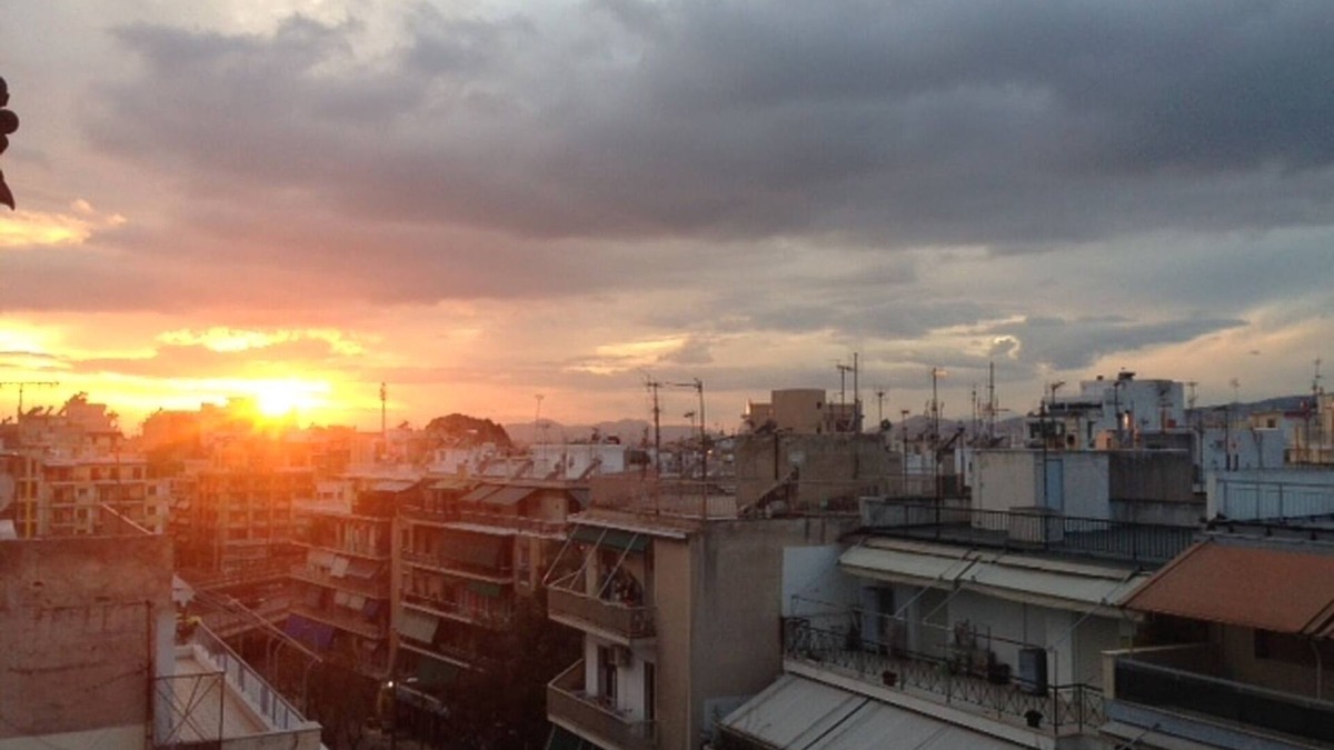 Neos Kosmos House | Private 6th floor apt!Double bed and Acropolis view!In the center of Athens