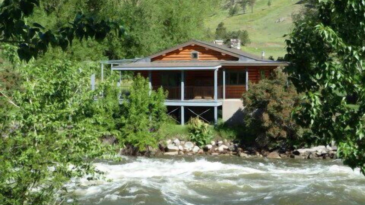 Nye Cabin | Private Access to Stillwater River! Quiet, Pristine Cabin with Stunning Views!