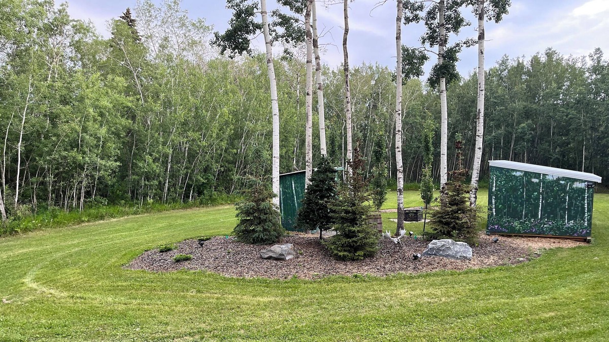 Central Alberta RV Rental | Private Acreage & private pool near AB Beach! Above and beyond exceptional!