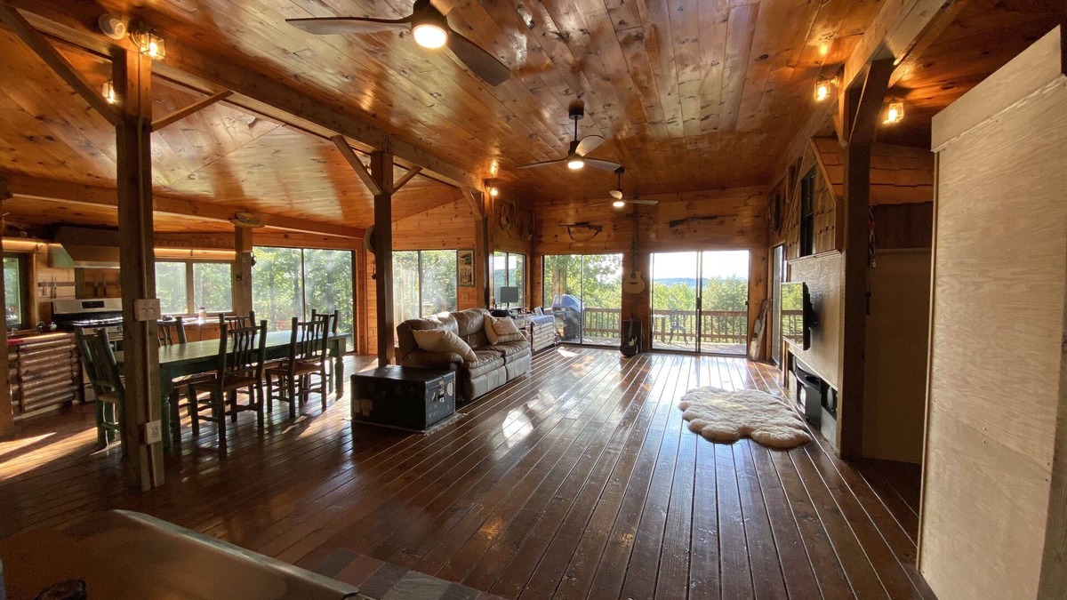Middle Grove House | Private Adirondack Home close to Saratoga