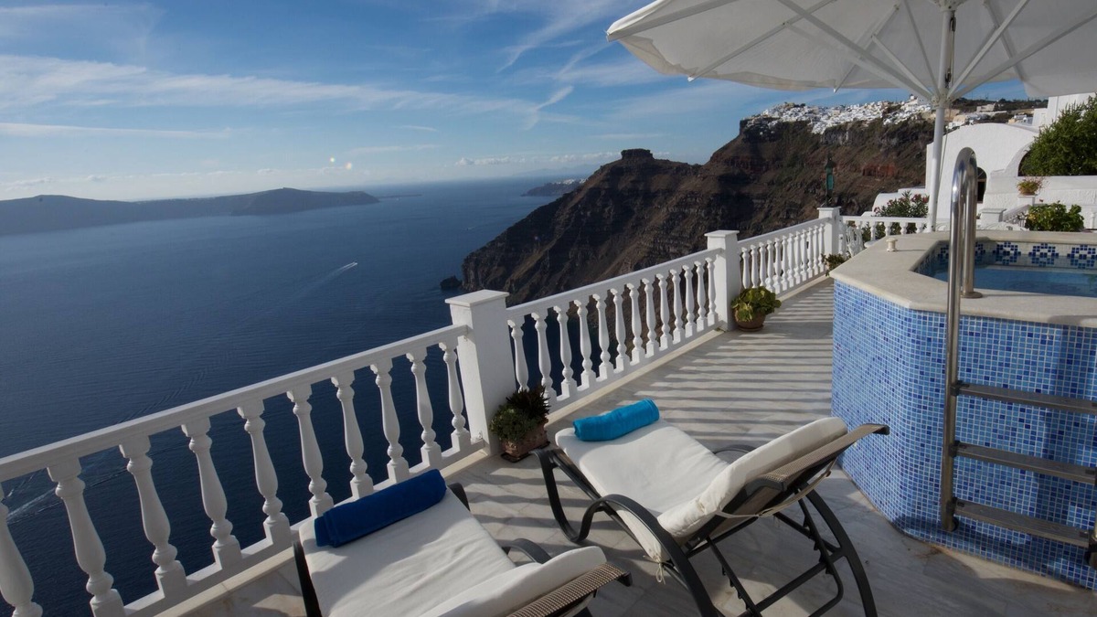 Fira Villa | Private And Secluded Luxury Villa With Pristine Sea/Volcano View