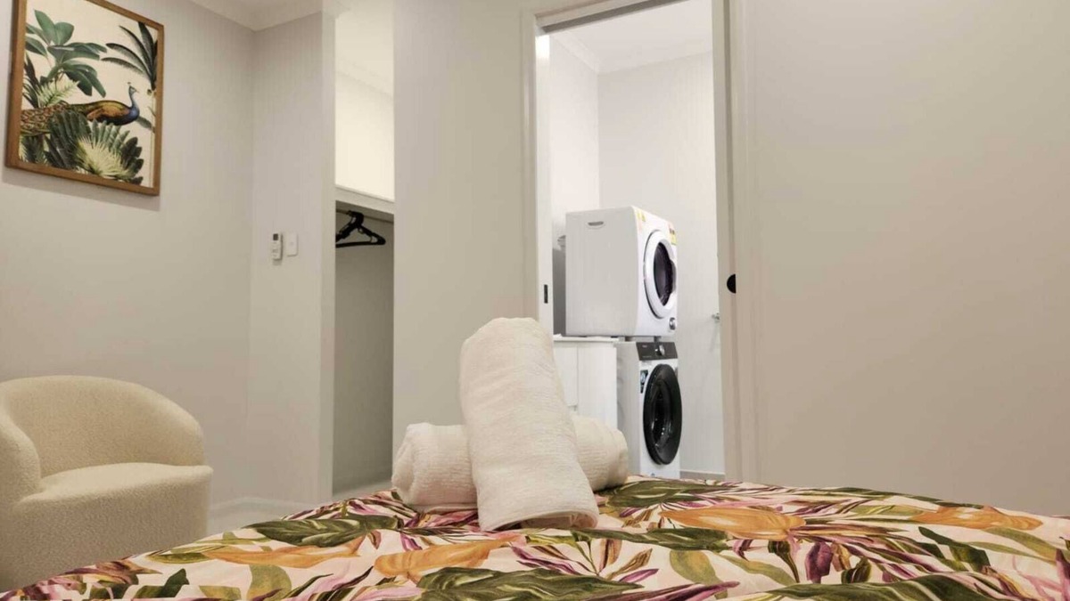 Cosgrove Apartment | Private Apartments in Cosgrove, Townsville