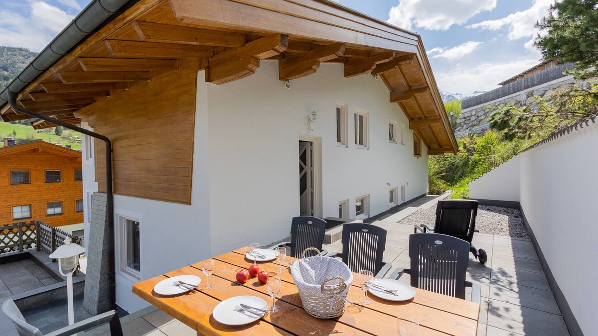 Kaprun Apartment | Private apartment 130qm with great comfort in a super location.