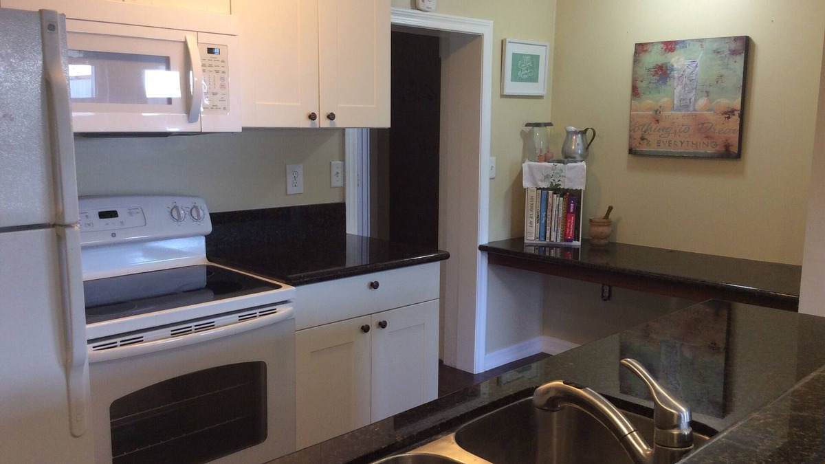 Bonita Apartment | Private Apartment up in the Hills.