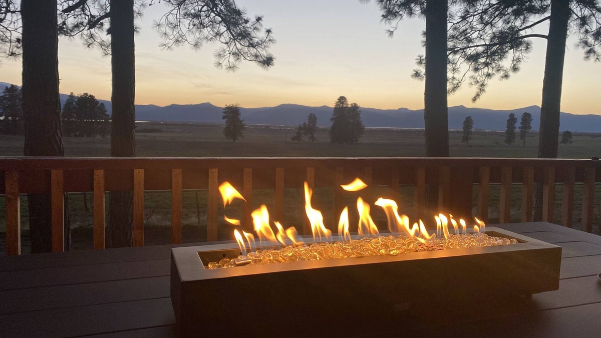 Chiloquin Apartment | Private apartment with wetland and mountain views