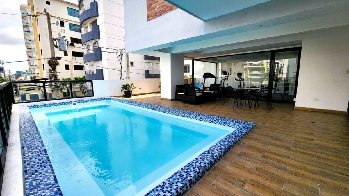 Evaristo Morales Apartment | Private apt 2BR, 1 KING bed and pool.n