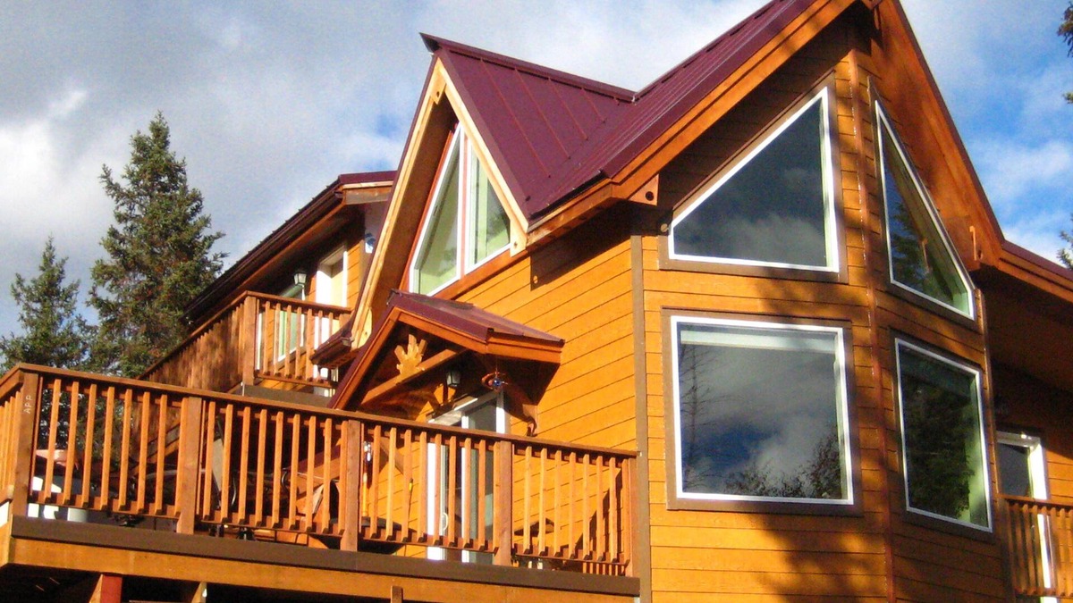 Moose Pass Ski Chalet | Private Awesome Views Centrally Located Custom Chalet. Bonus: Hot Tub