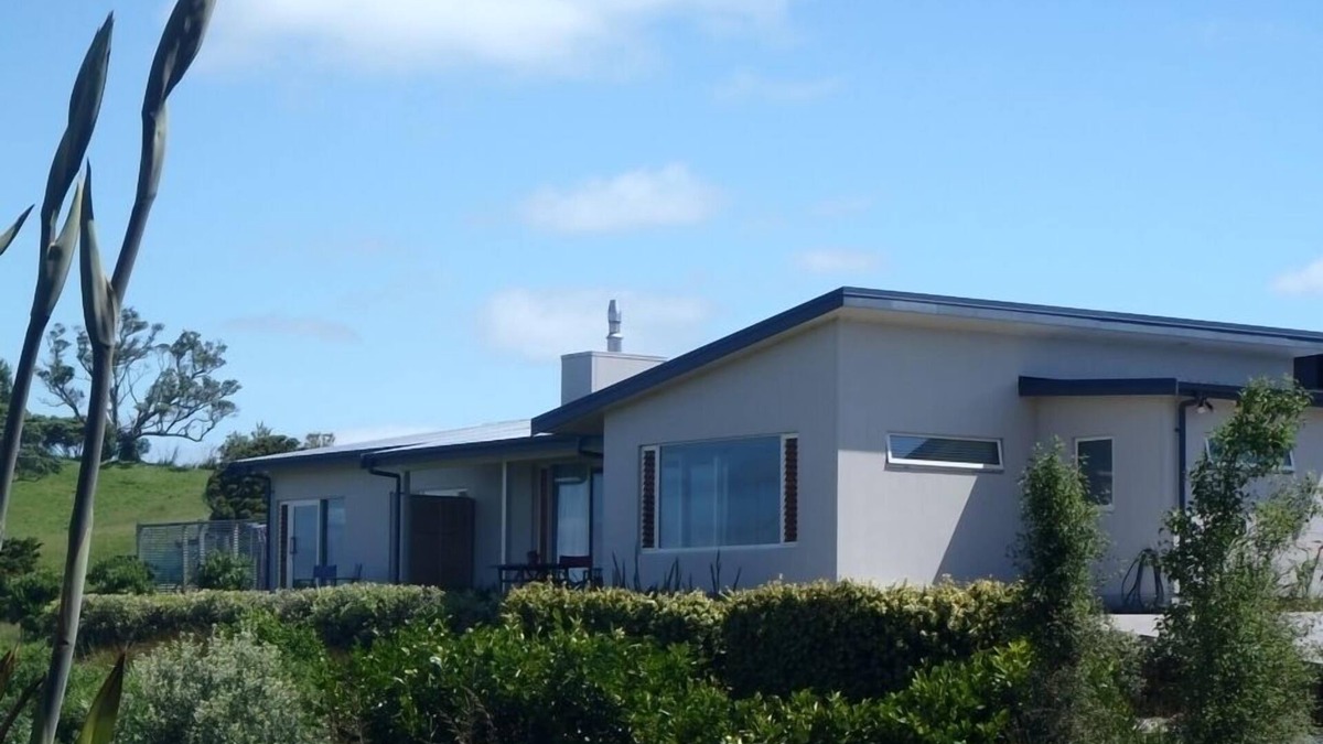 Leigh Bed & Breakfast | Private B & B with breathtaking views