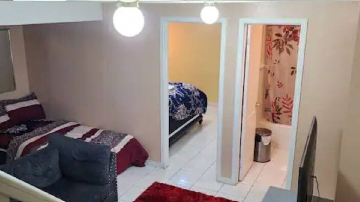 Brampton House | Private Basement in Brampton wit Private Entrance