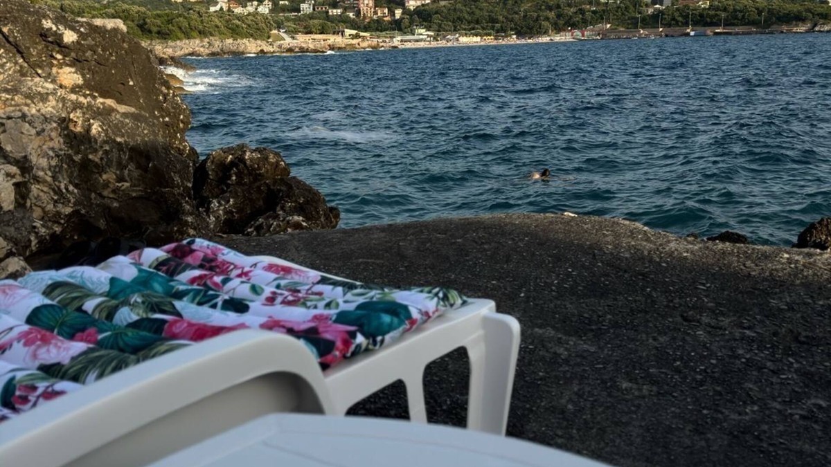 Utjeha House | Private beach 2-bedroom apartment 2