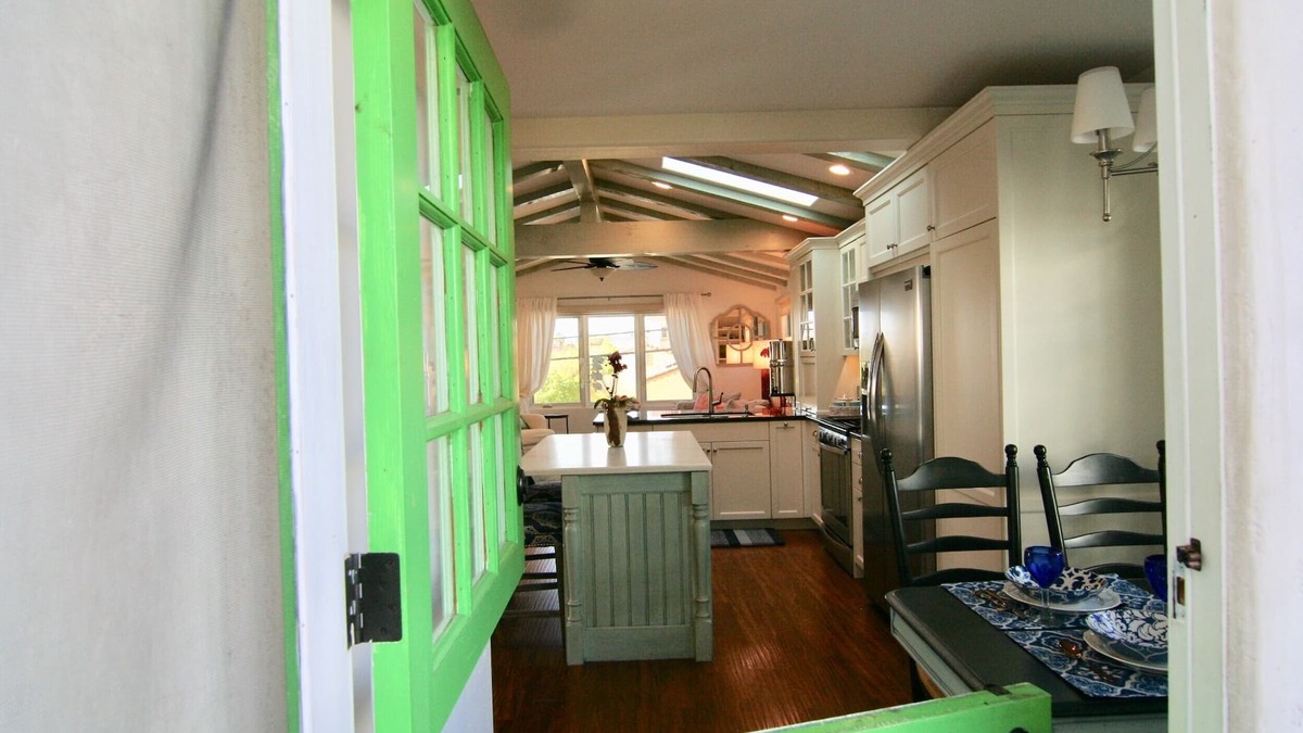 Encinitas House | Private Beautiful Clean Beachy-Close to All Retreat