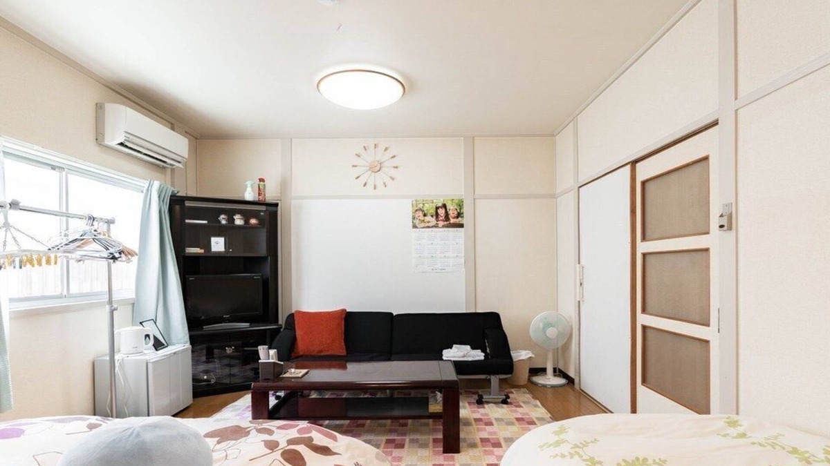 Ikuno House | Private bedroom in a shared English-speaking house