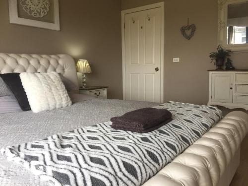 Tallarook House | Private Bedroom in Modern Farm Homestead