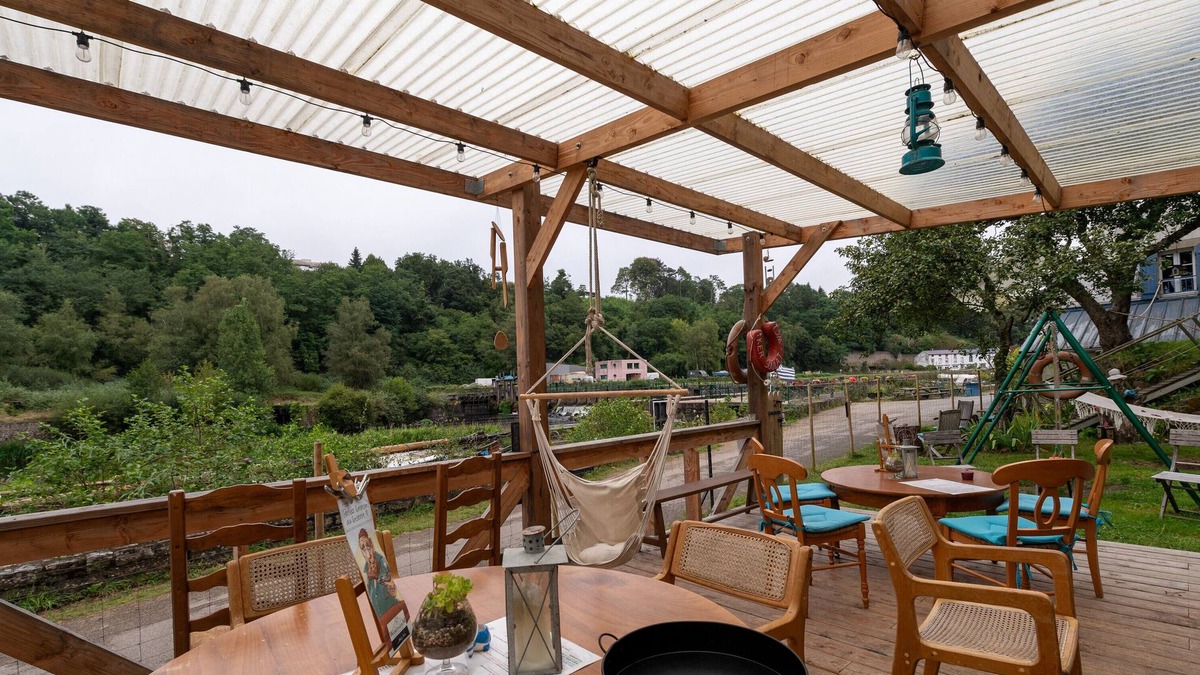 Hennebont Boat Rental | Private Boat 'Pénichette Lady Sarah' with Terrace