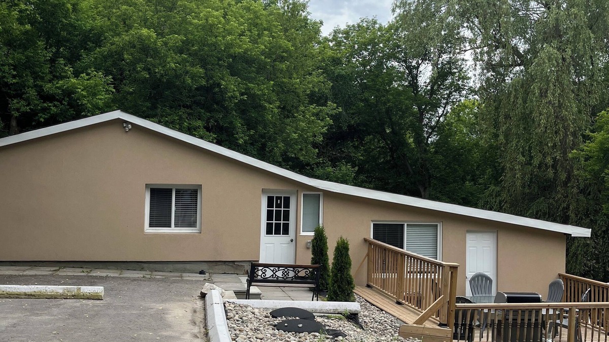 New Tecumseth House | Private Boyne River Cottage- steps to great fishing