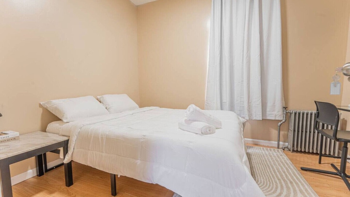 Constable Hook Apartment | Private BR | Wlk to NYC Train 3