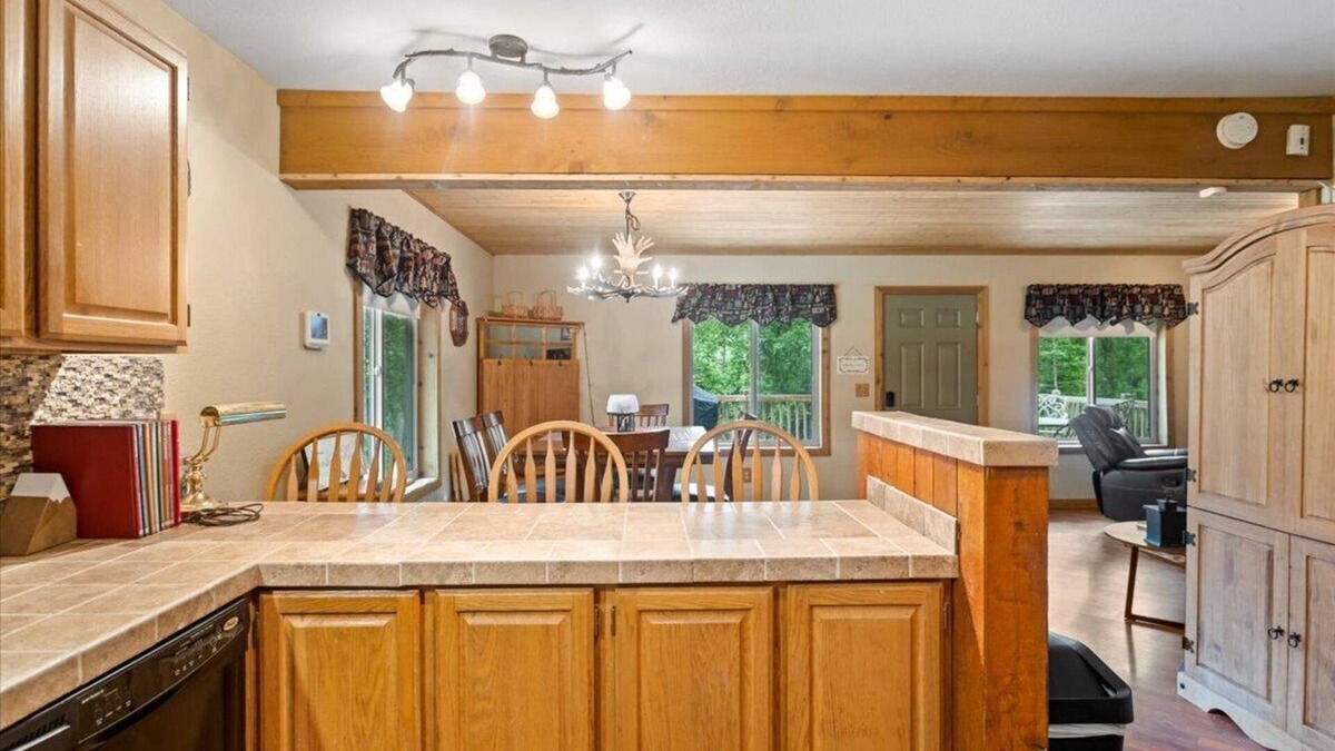 Gateway Cabin | Private Cabin in the Woods