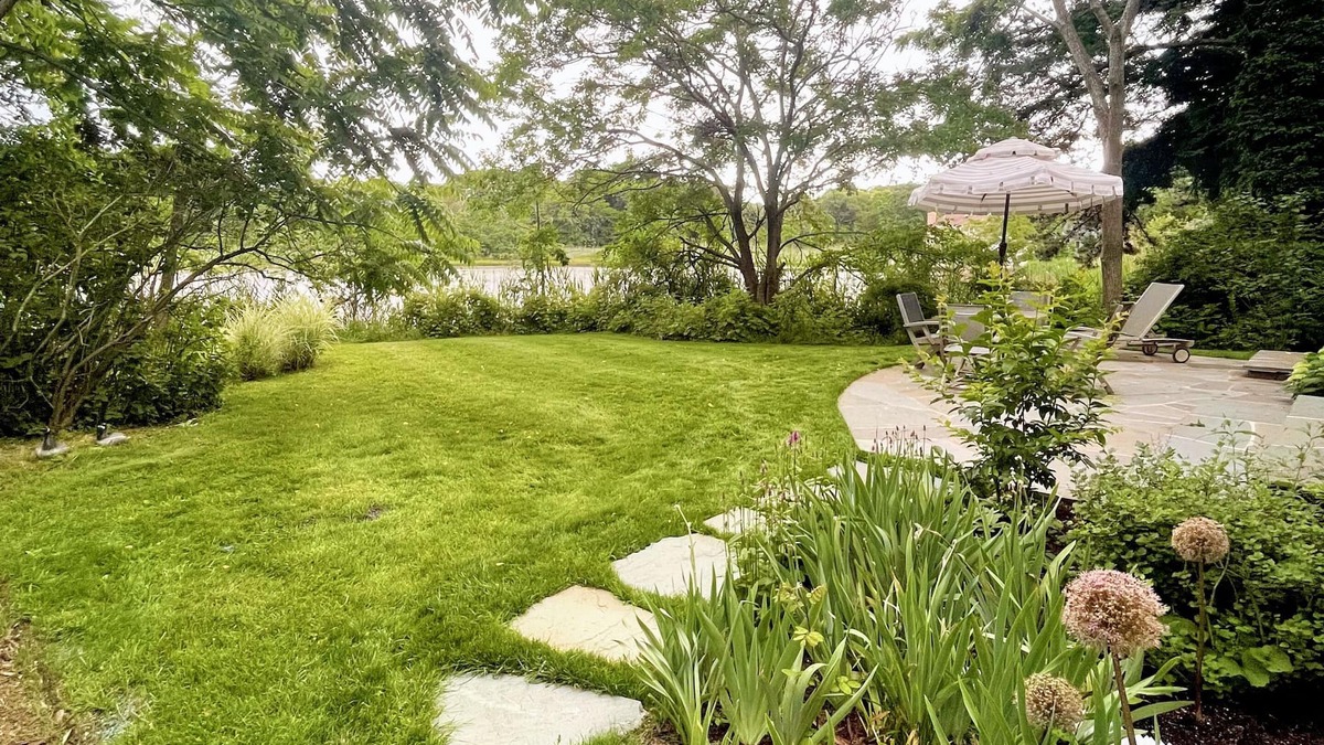Southold Cottage | Private Coastal Two Bedroom Cottage on the Water