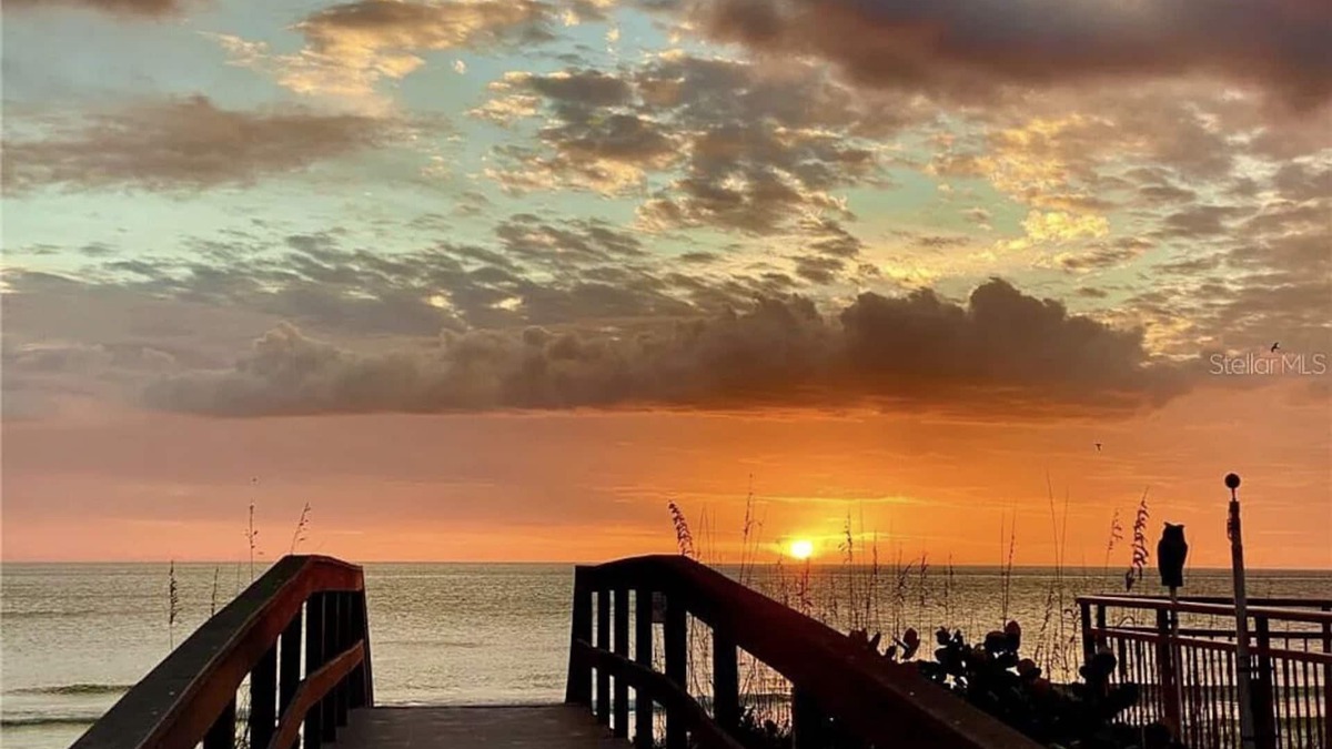Belle Vista Condo | Private condo just steps to St. Pete Beach. NO Resort fees & free parking