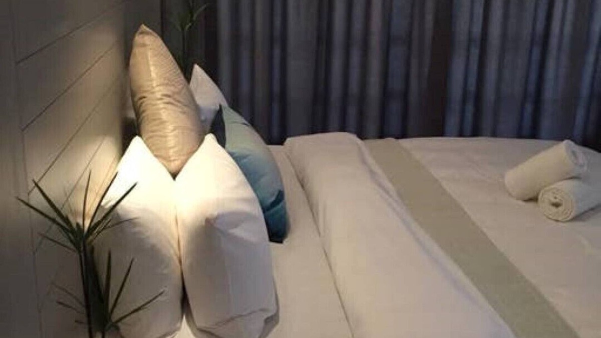 Kempton Park Apartment | Private Contemporary Suite II *Modern Airport Stay