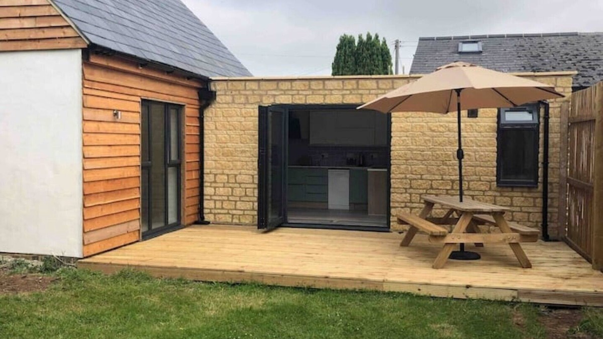 Laverton House | Private Cotswold annex - Quiet, rural and Spacious