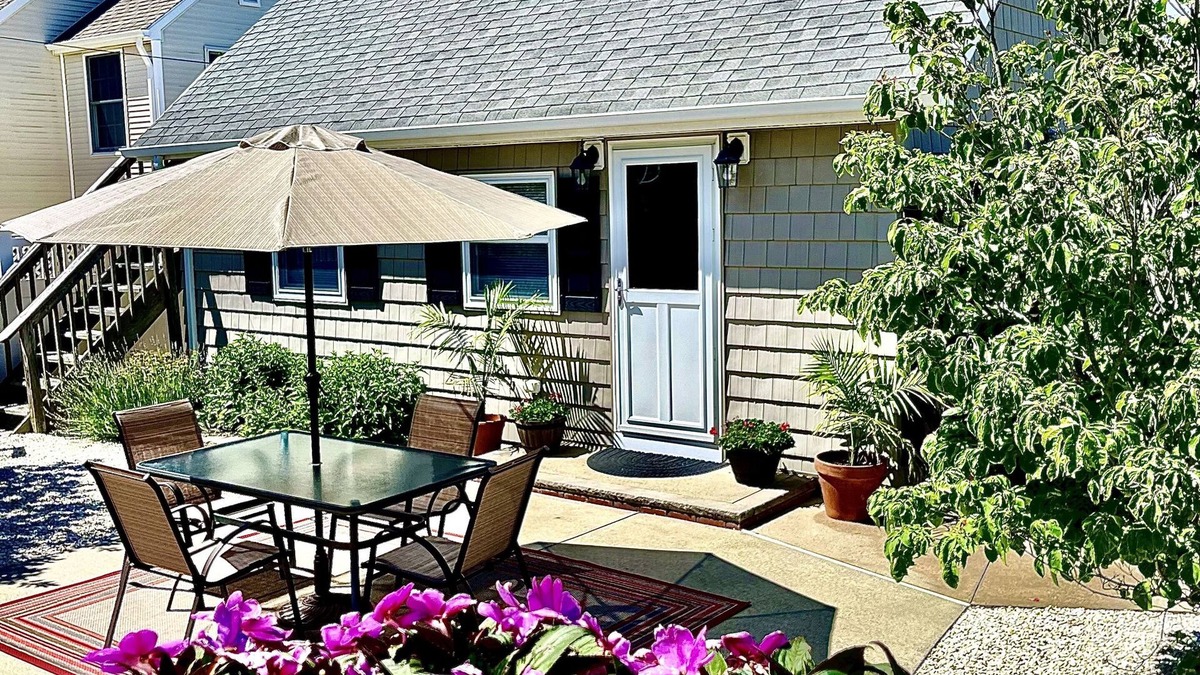 South Seaside Park Cottage | Private cottage at the entrance of Island Beach State Park