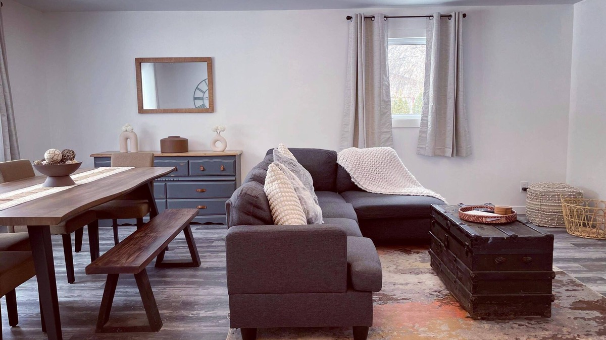 Wilno Cottage | Private Cottage in Barry's Bay, Near Algonquin Park!