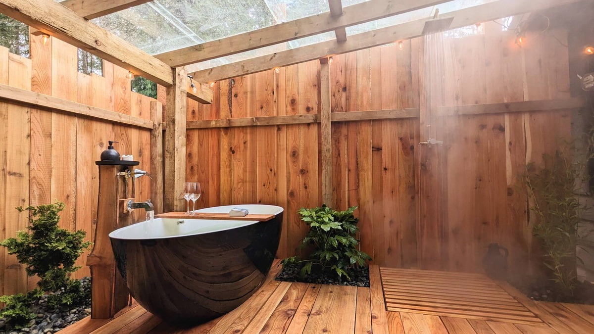 Cobble Hill House | Private cottage in Shawnigan lake/Cobble hill area