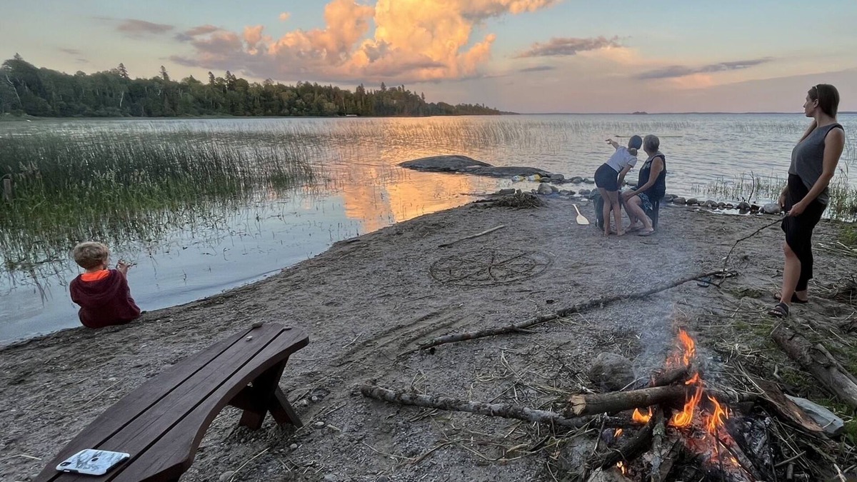 Machin Cottage | Private cottage on Eagle Lake