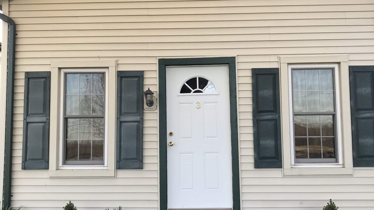 Dillsburg House | Private Cottage on horse farm easy access Gettysburg, Hershey, York Harrisburg
