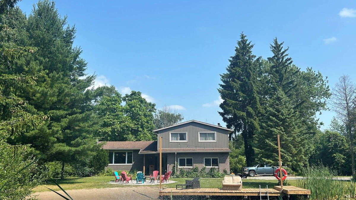 Pelham Other | Private country oasis on Niagara wine route surrounded by nature