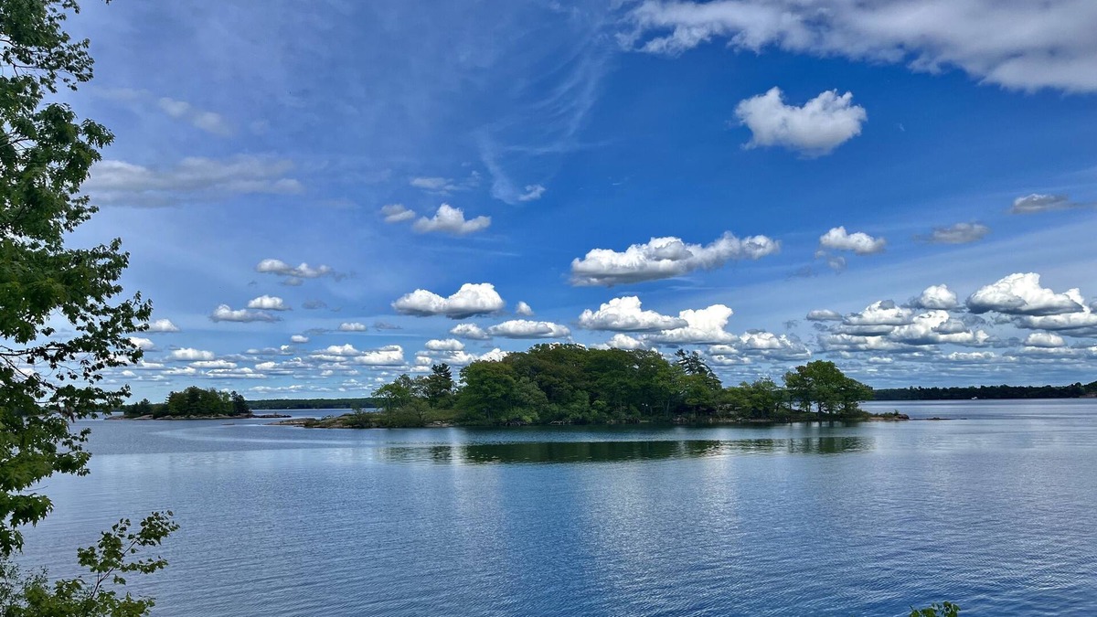 Front of Yonge Cottage | Private, cozy Cottage in 1,000 Islands area on St. Lawrence River
