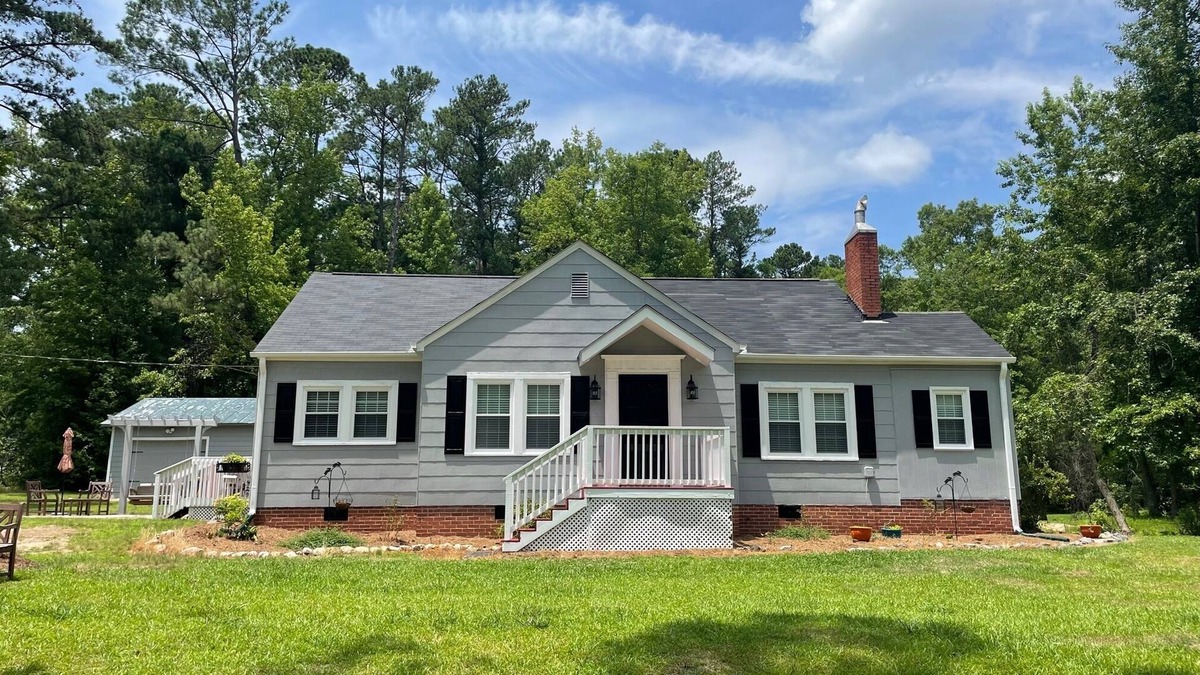 New Hill House | Private, cozy cottage, and beautiful country setting surrounded with pine trees.