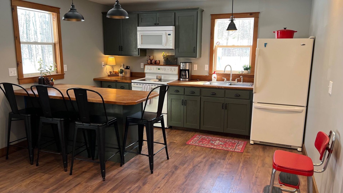Alburg House | Private, Cozy House!