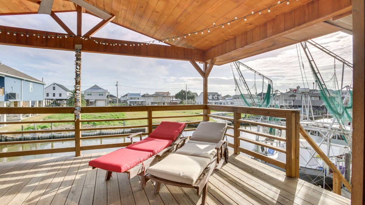 Barataria House | Private Dock, Lanai: Bayou Retreat in Barataria!