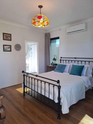 Brentwood House | Private Entrance, Guest Suite with Garden View