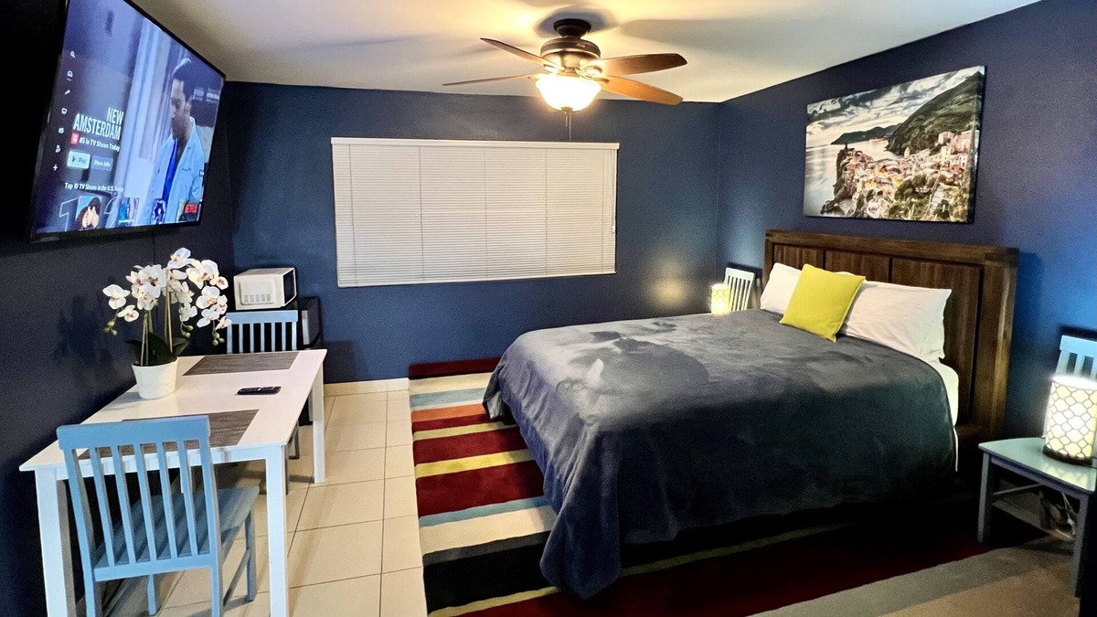 Del Cerro Apartment | Private entrance unit near SDSU near Trolly