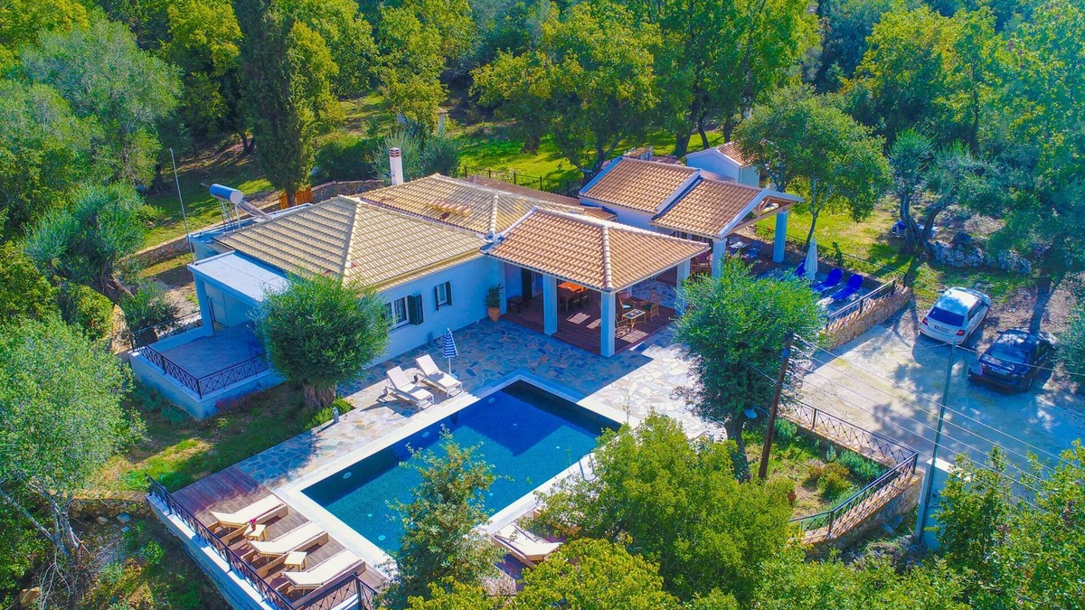 Corfu Villa | Private Family villa, Near Corfu Town and Achilleon, sleeps 8
